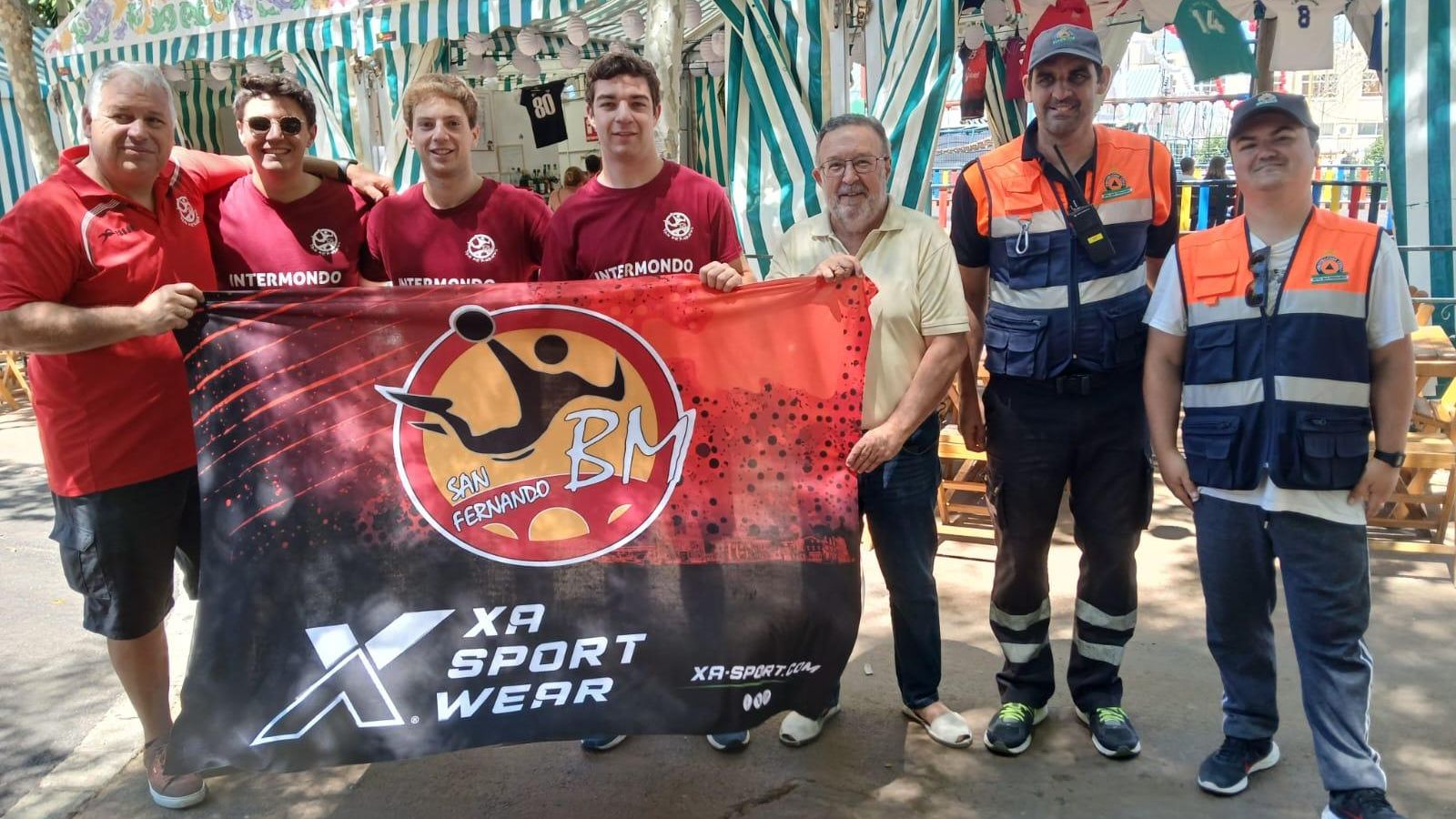 Búscate en las imágenes del Día de la Mujer de la Feria de San Fernando 2024