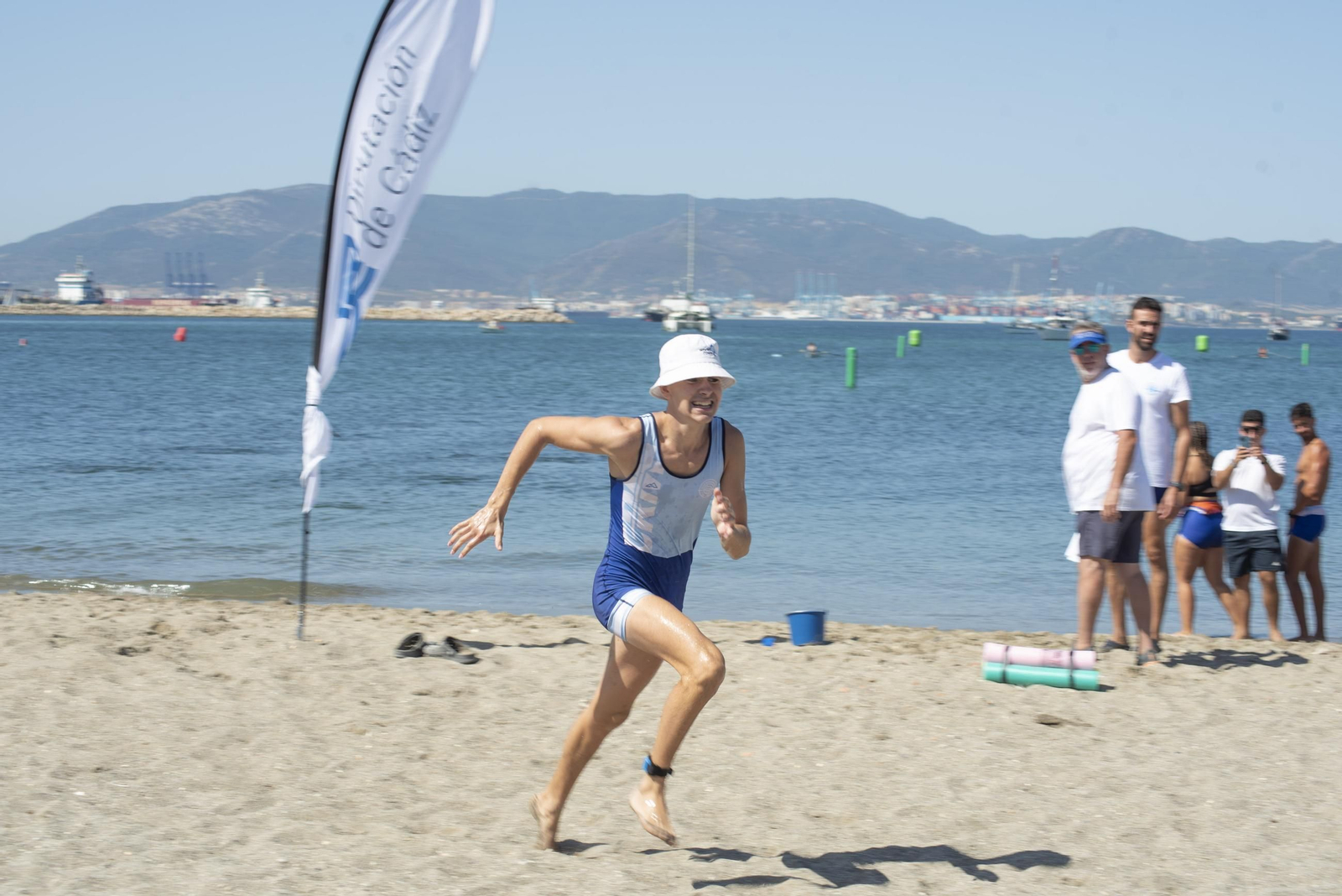 Fotos del primer día del Campeonato de España de Beach Sprint en La Línea