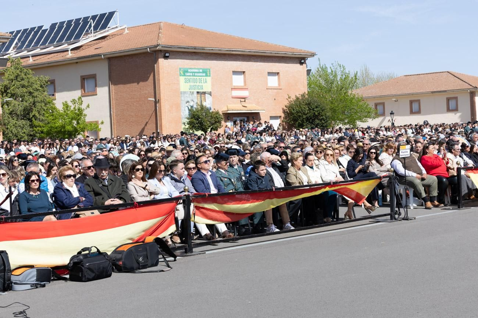 Jura de bandera de la 130ª promoción de guardias civiles de la Academia de Baeza