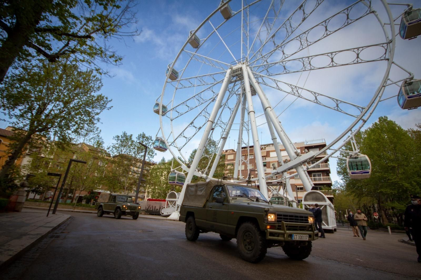 Fotos: la Legión vigila las calles de Granada