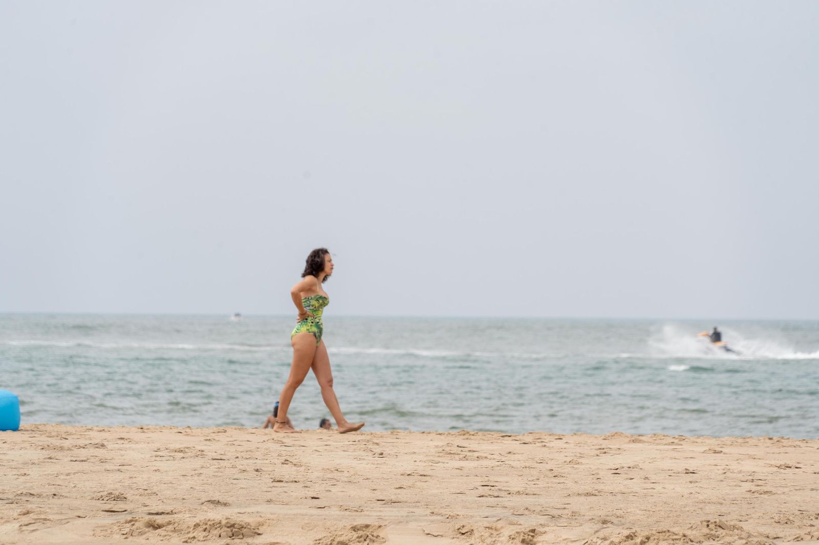 La mañana nublada en las playas de El Portíl