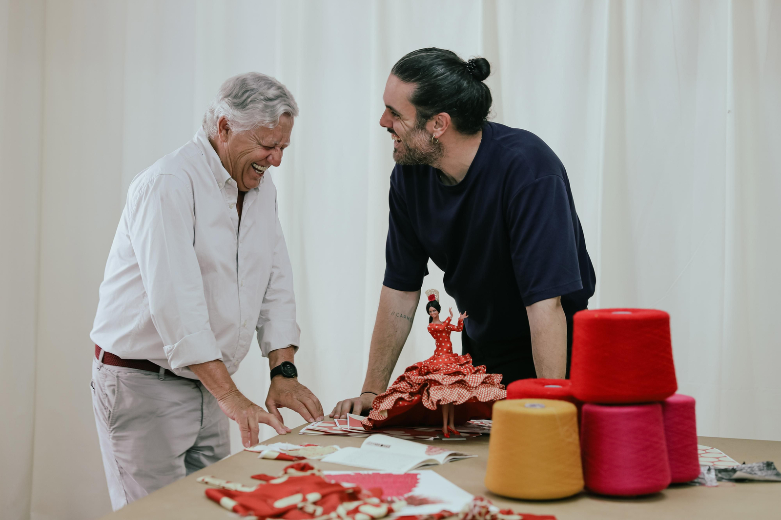 Rodaje del spot de Cruzcampo y creación del vestido de 'Gitana'.