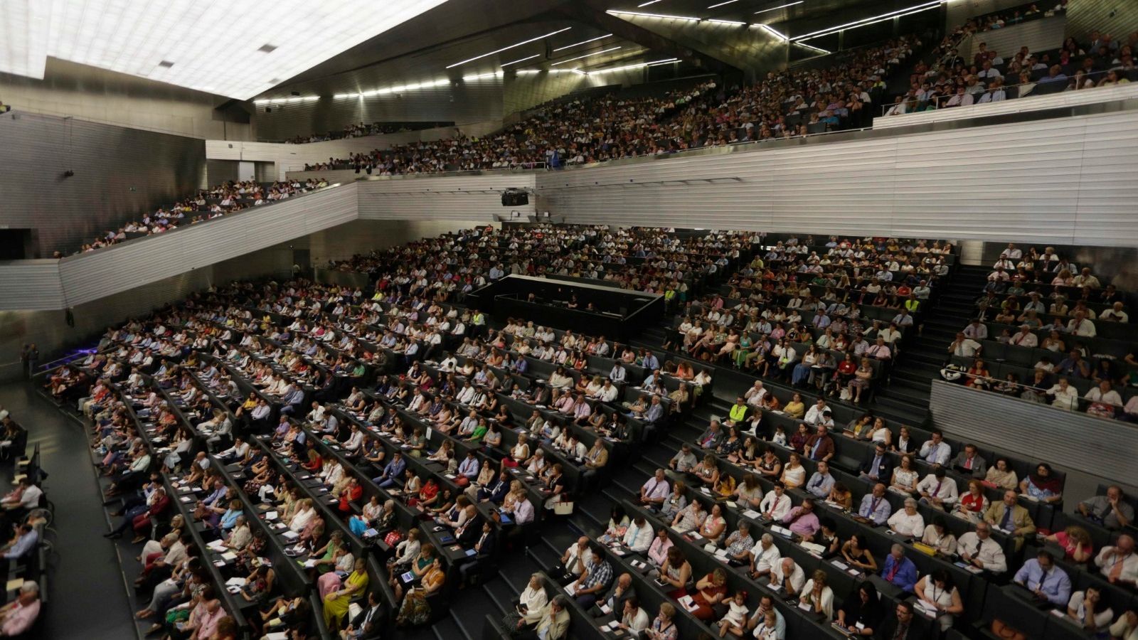 Asamblea Regional de los testigos de jehová en Sevilla