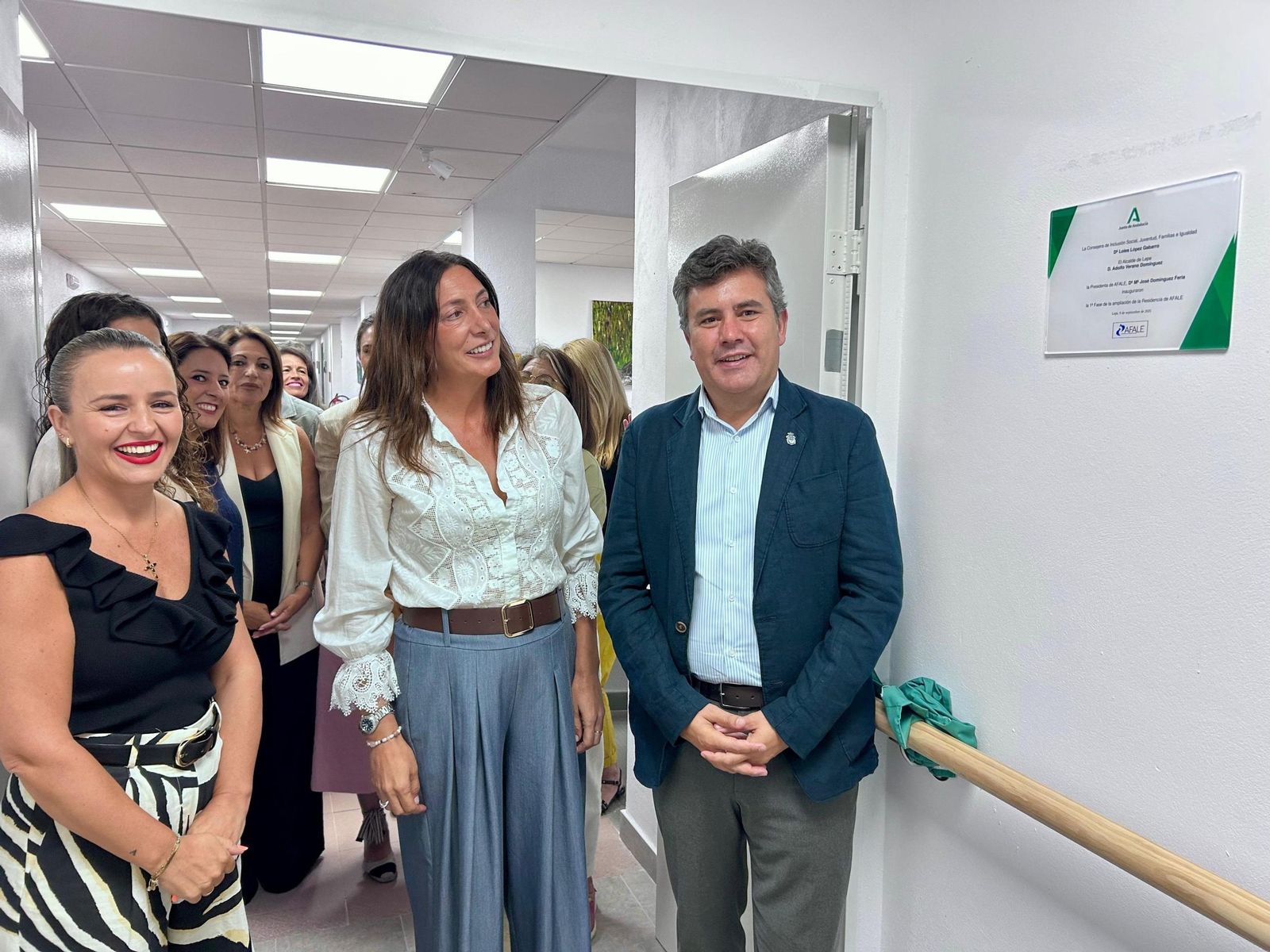 Inauguración de la ampliación de la residencia de la Asociación de Familiares y Enfermos de Alzheimer de Lepe este martes.