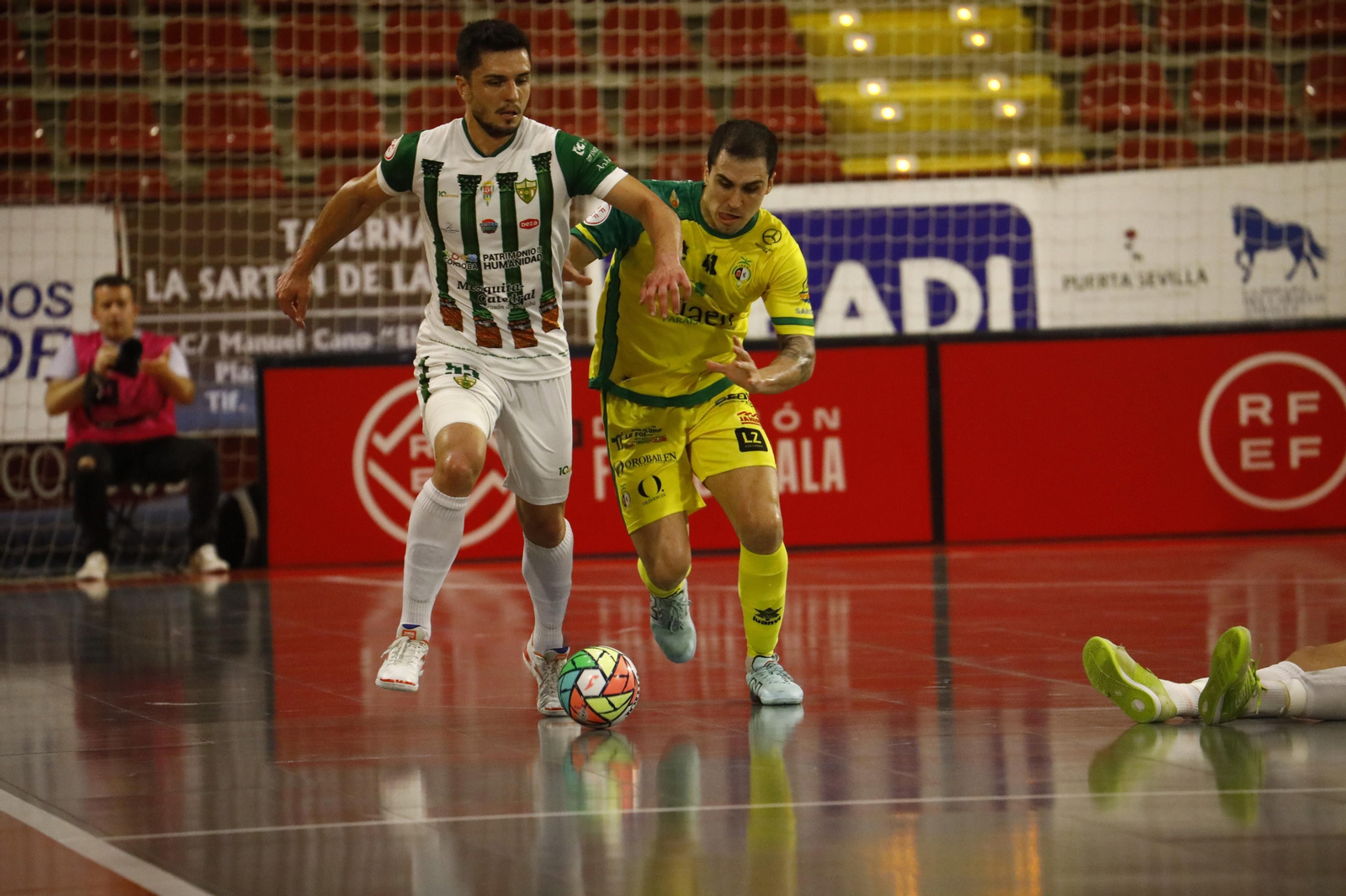 Las mejores fotos de la victoria del Córdoba Futsal ante el Jaén Paraíso Interior
