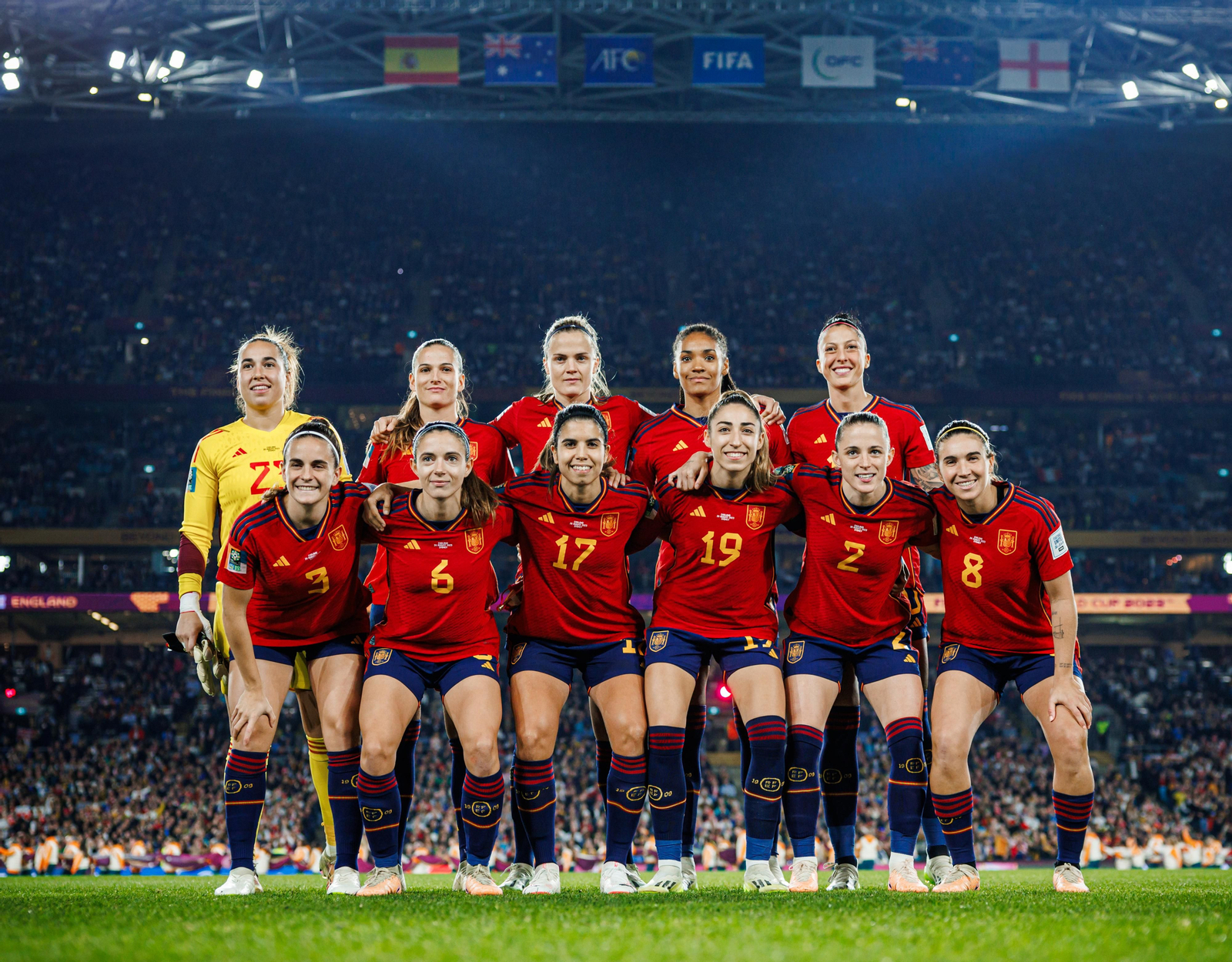 La selección española posa antes de la final contra Inglaterra.