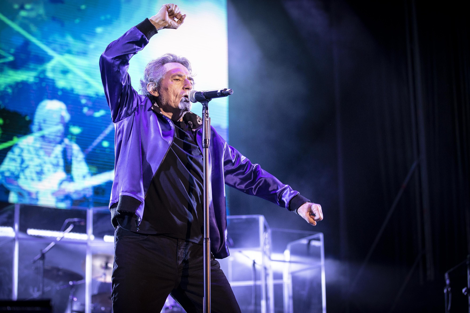 Las mejores imágenes del granadino Miguel Ríos que volvió a ser profeta en su tierra