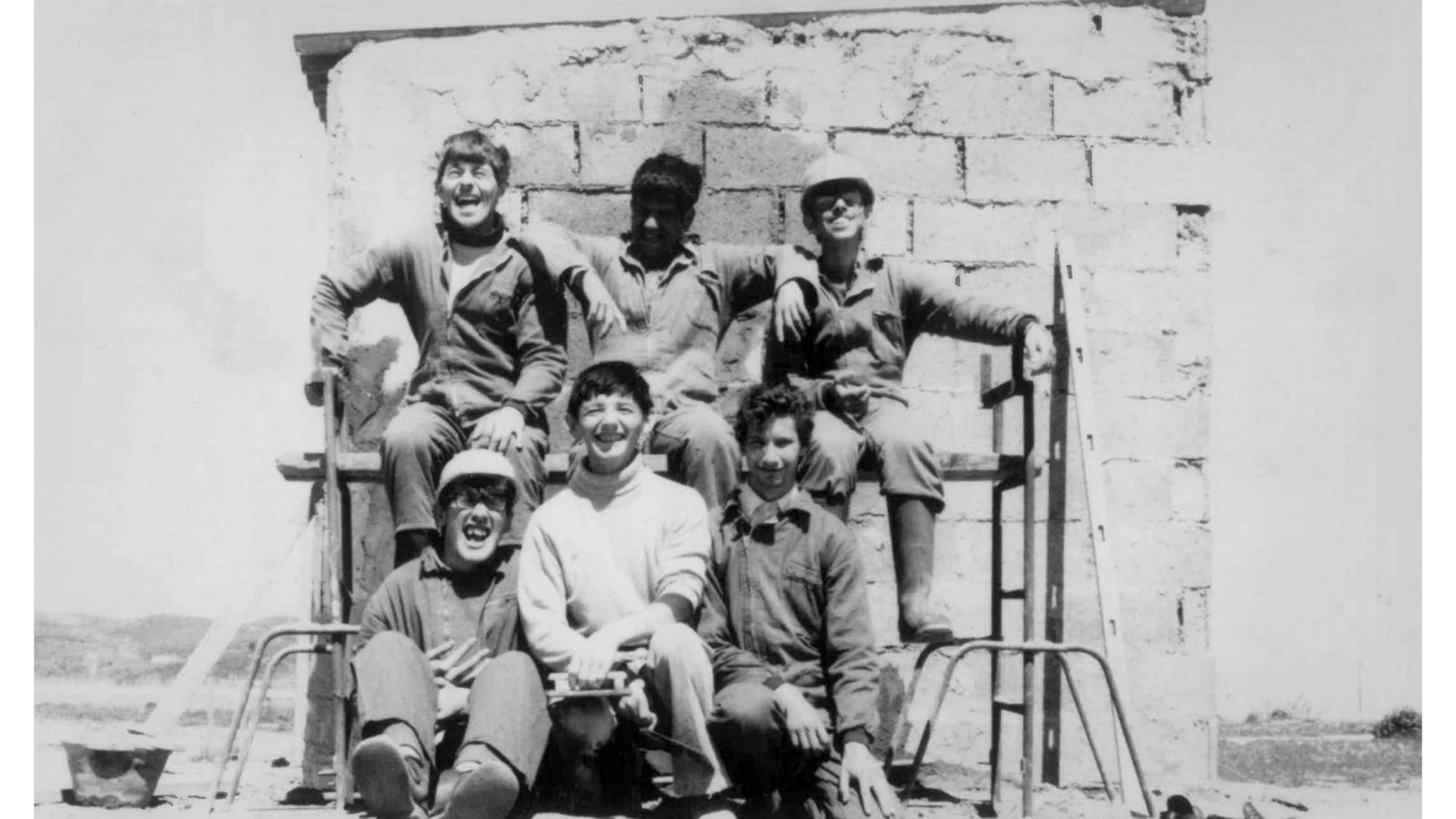 Primer servicio de atención diurna para personas con discapacidad intelectual (1997).