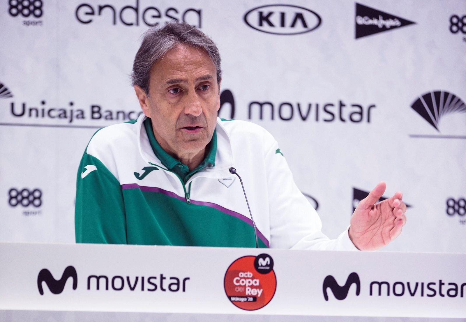 Casimiro, en la sala de prensa del Carpena.
