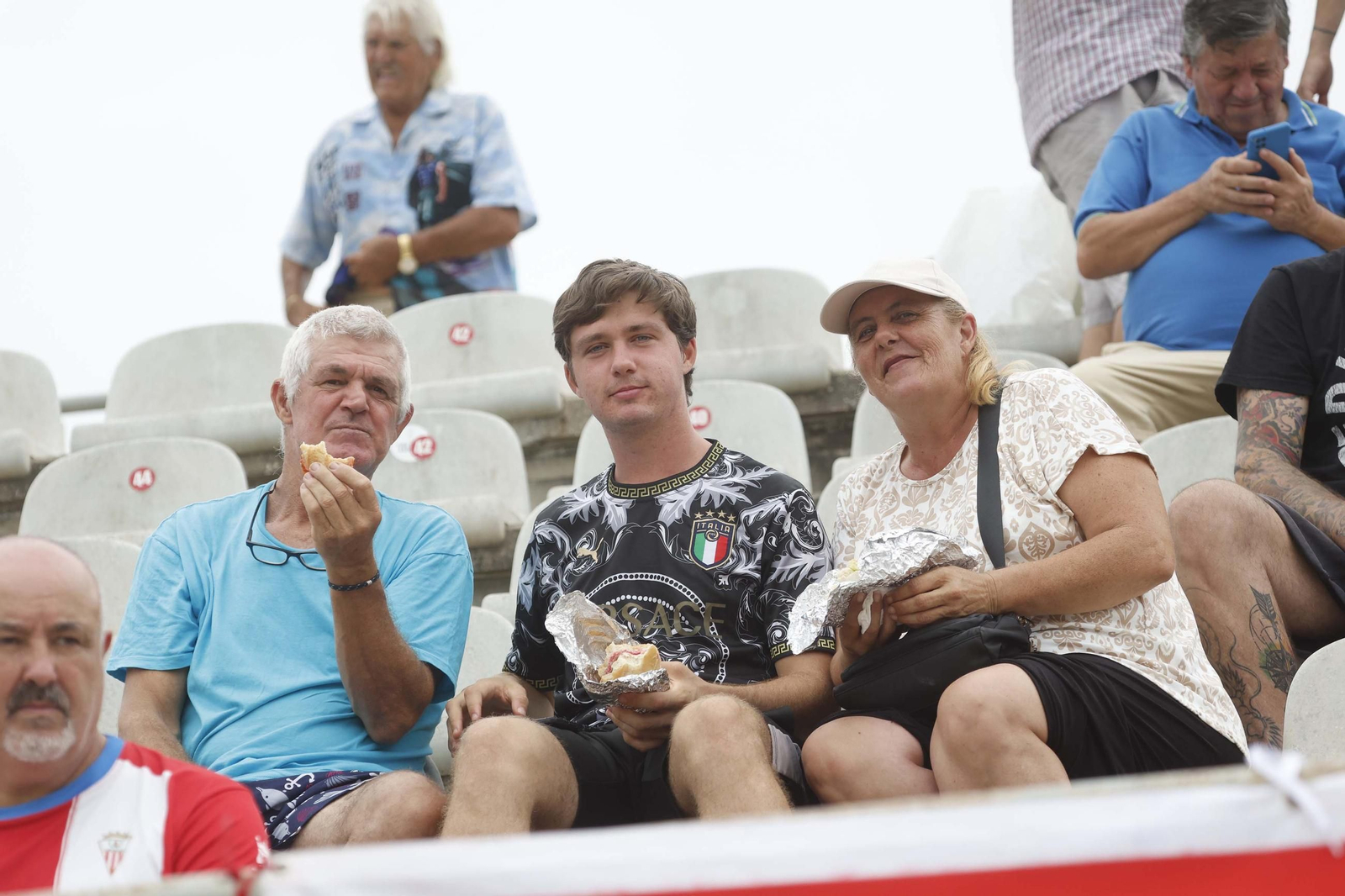 Búscate en las fotos del Algeciras - Marbella en el Nuevo Mirador