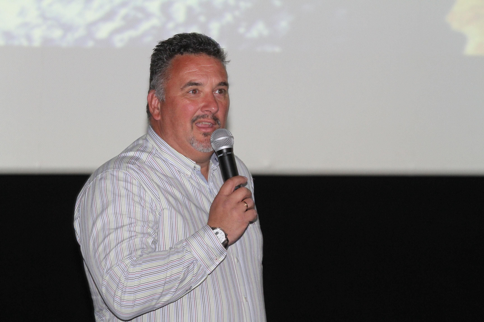 Presentación del documental 'La gran ola' en el colegio Funcadia