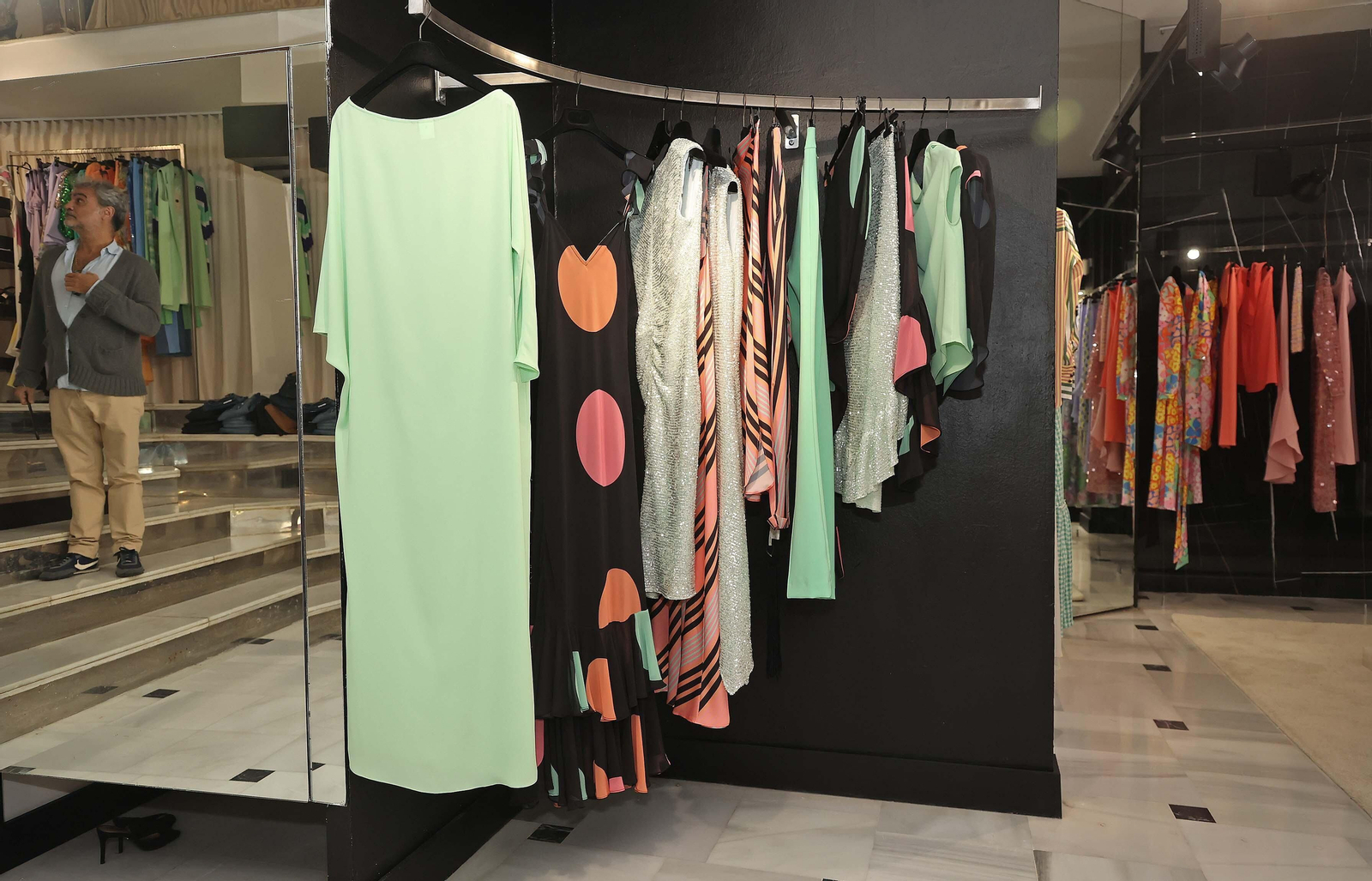 Boutique Pirámide de Algeciras, en imágenes