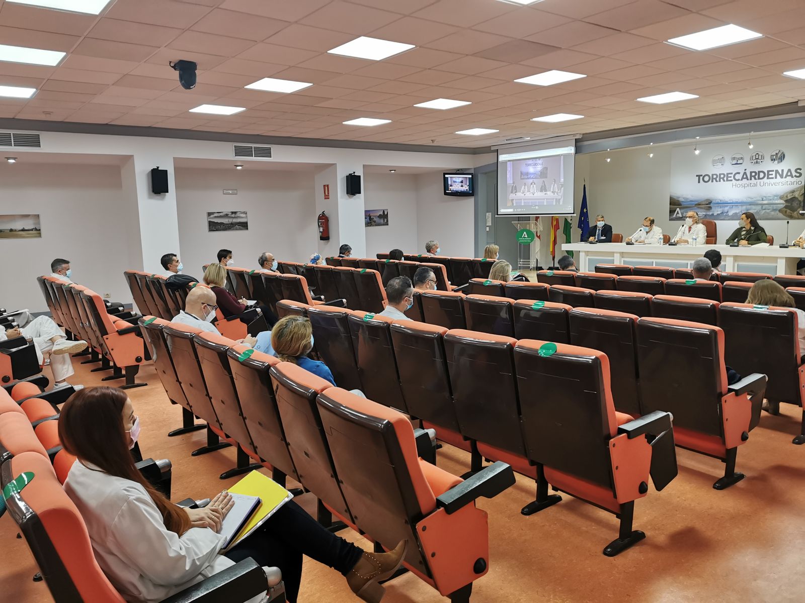 Comisión Hospitalaria Ampliada.