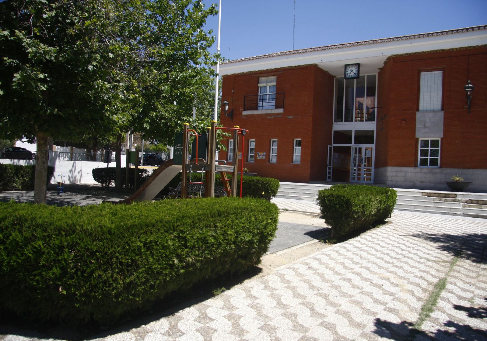 Una imagen del ayuntamiento de Pruna.