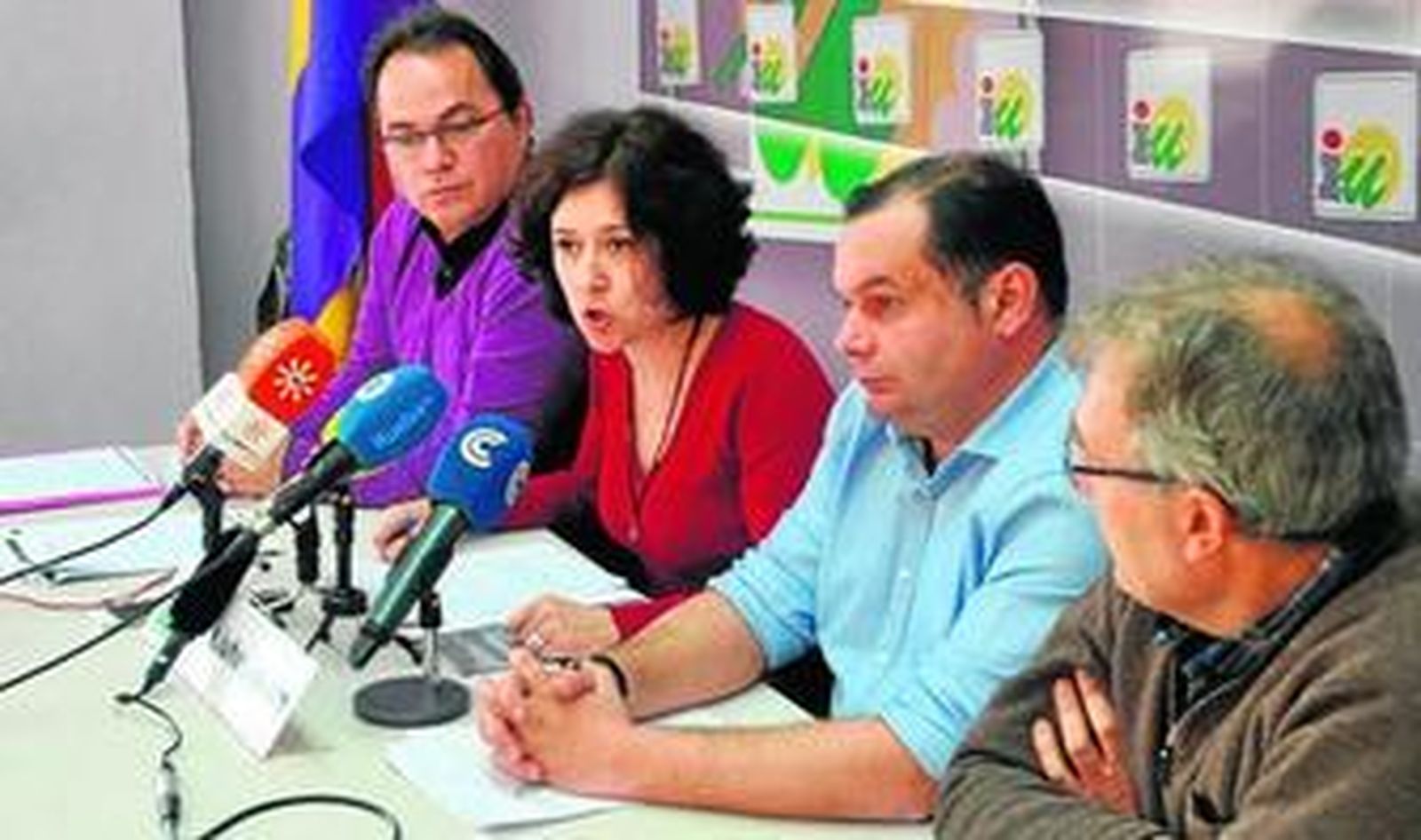 Los izquierdistas Francisco Javier Camacho, María Villaverde, Rafael Sánchez Rufo y Antonio Marín, ayer.