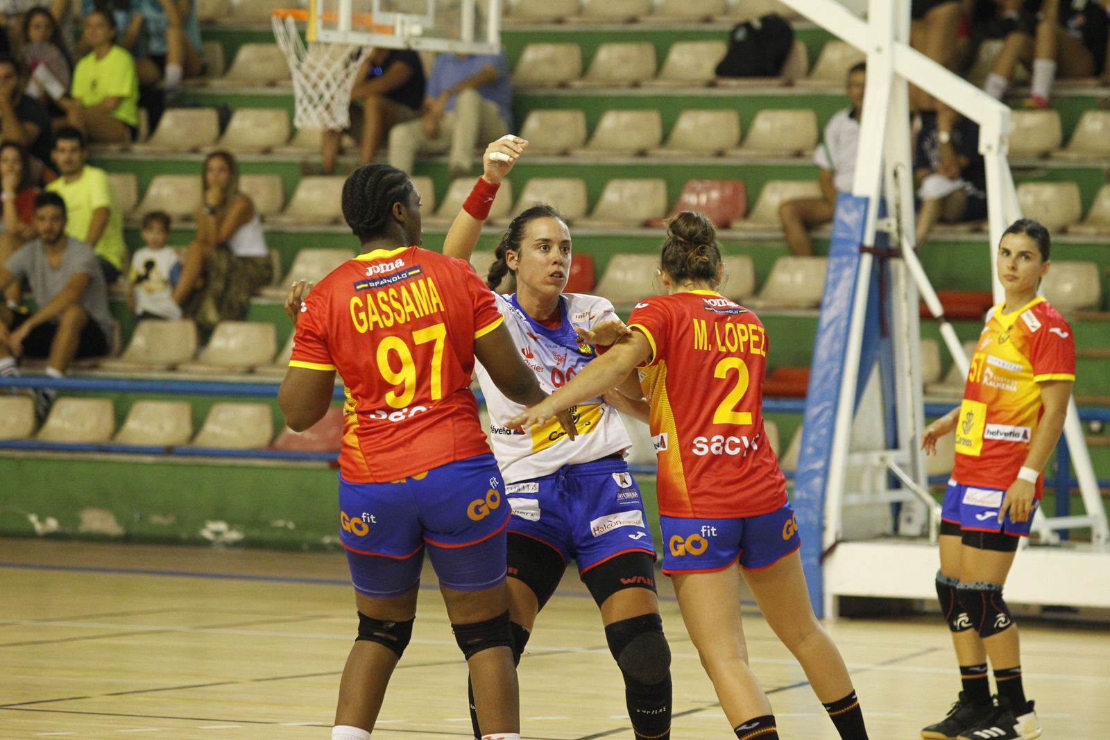 Fotogalería 'guerreras de balonmano'. Entrenamiento Selección Española