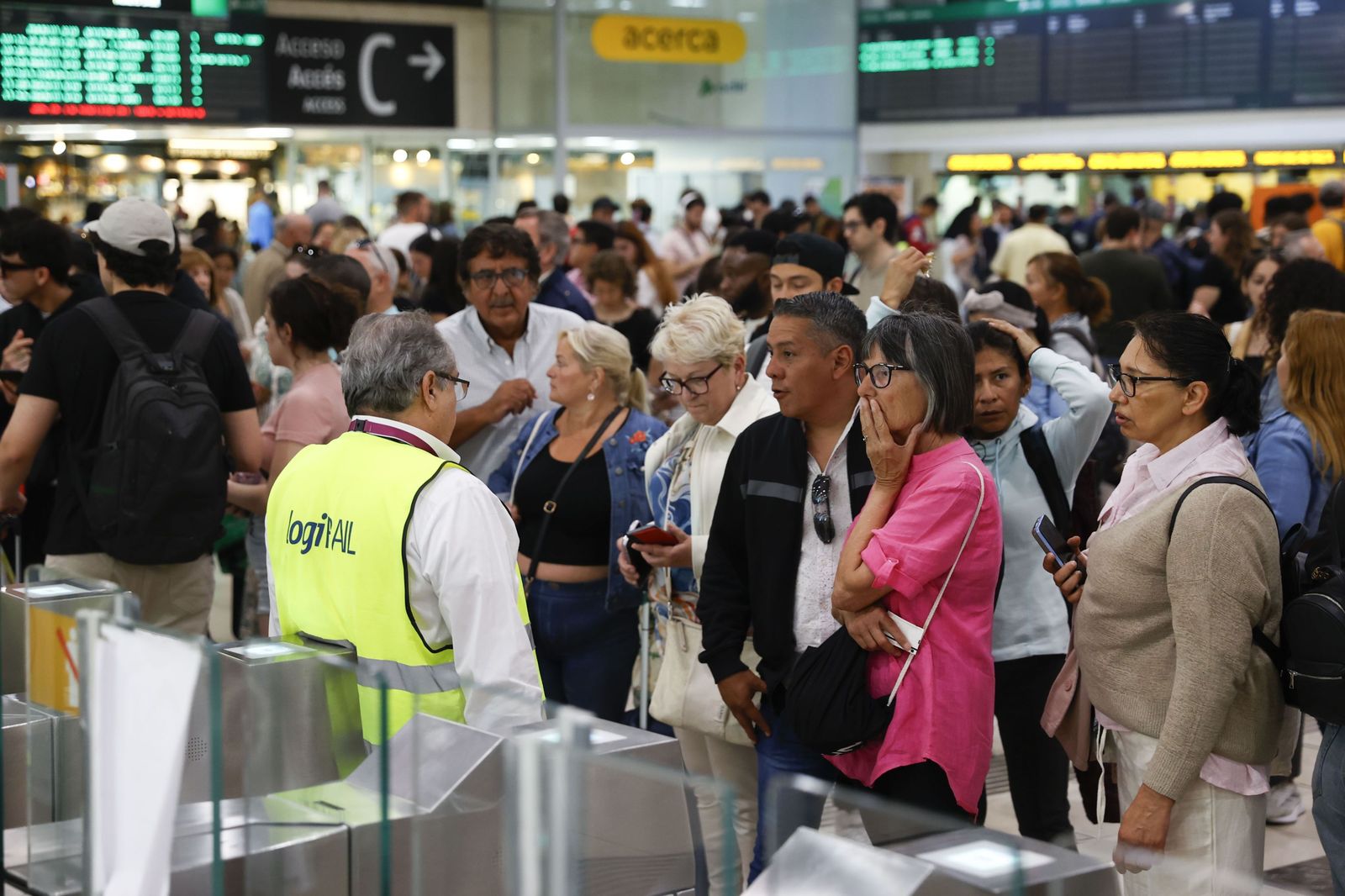 Las fotos de la jornada electoral en Cataluña