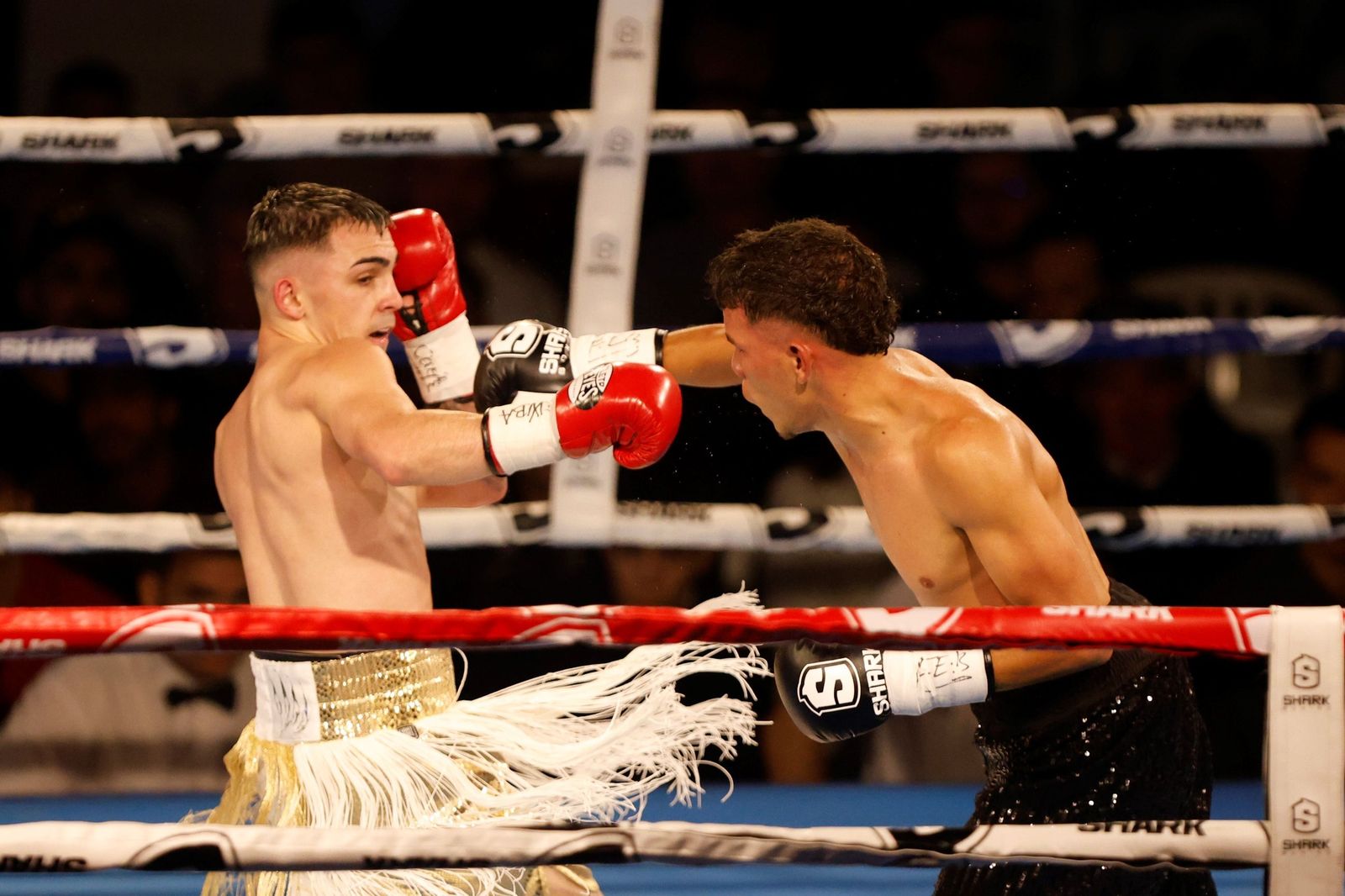 Las mejores fotos del debut profesional de Rafa Lozano Jr. ante Kervin Romero