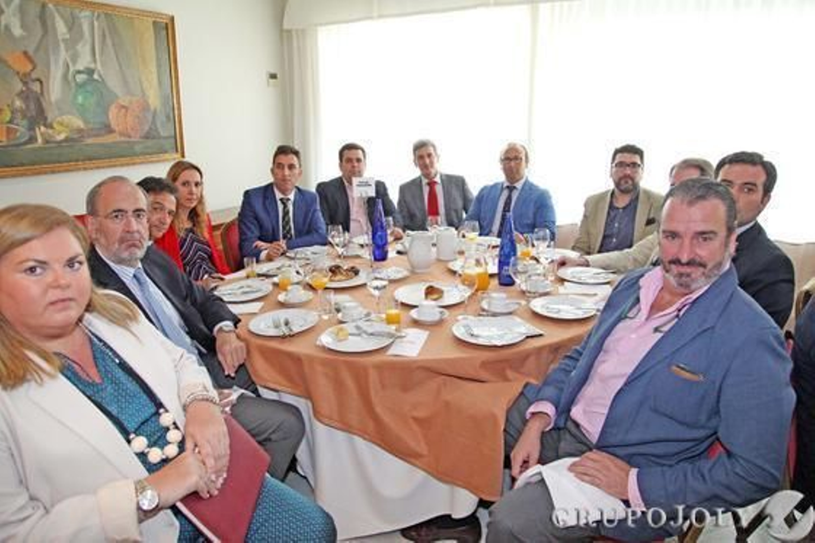Mónica Ubranu, José Luis Muñiz, José Luis Ferrer, Reyes Jiménez, Jesús Belgrano, Juan Antonio Martínez, José Antonio Ramírez, Ángel Francisco Coronado, Cayetano Domínguez, Juanjo Fontán, Mauricio Salguero y Gabriel Fontán.  

Foto: Pascual · Vanesa Lobo