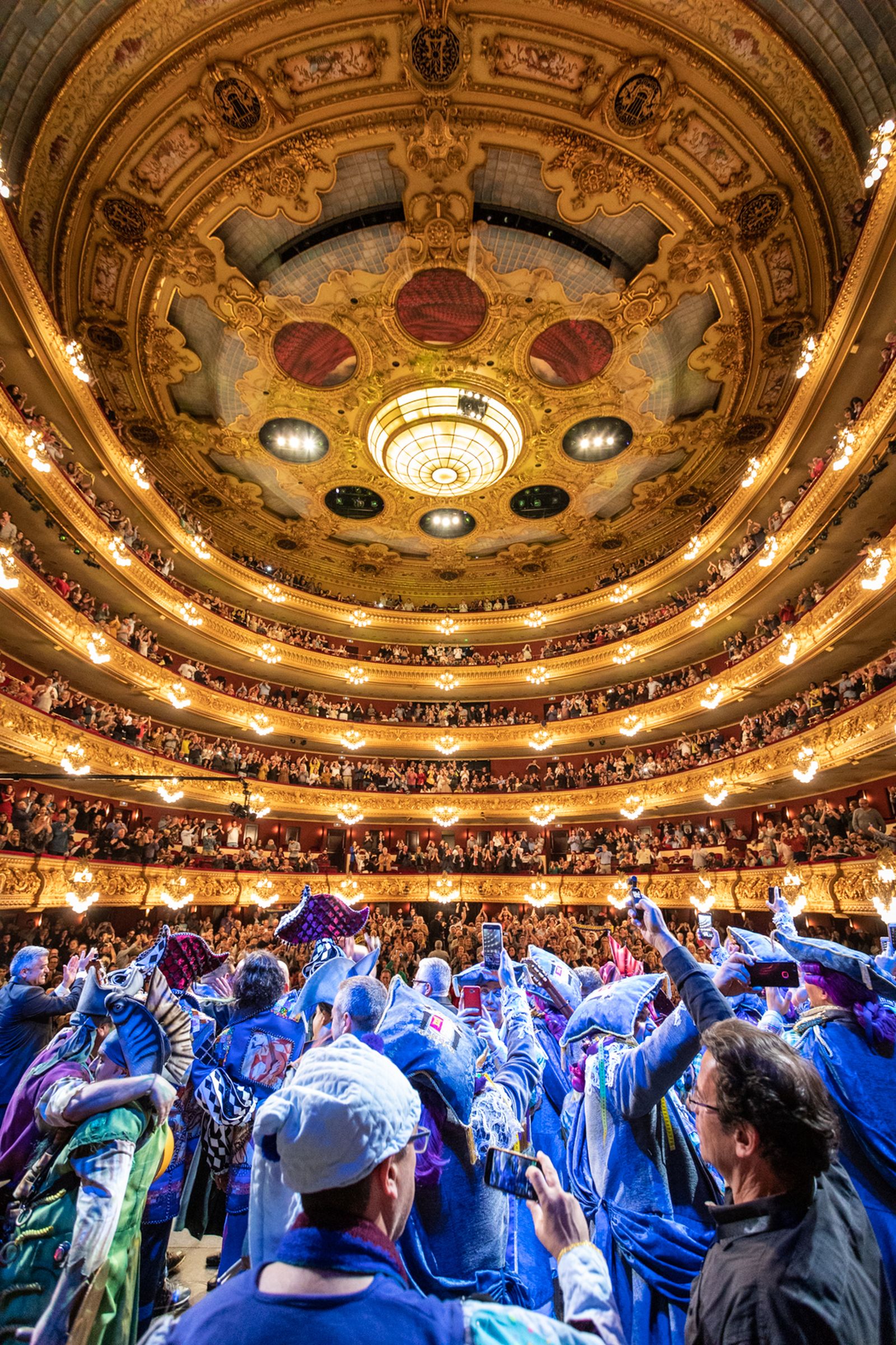 Fin de fiesta en el Liceo