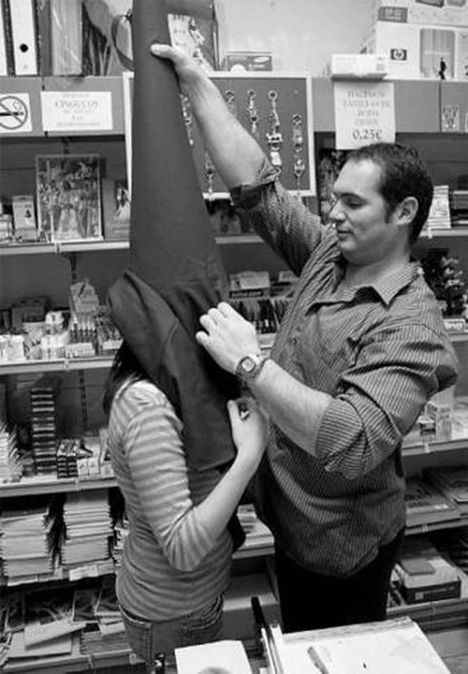 "Más que una papelería esto parece un besamanos"