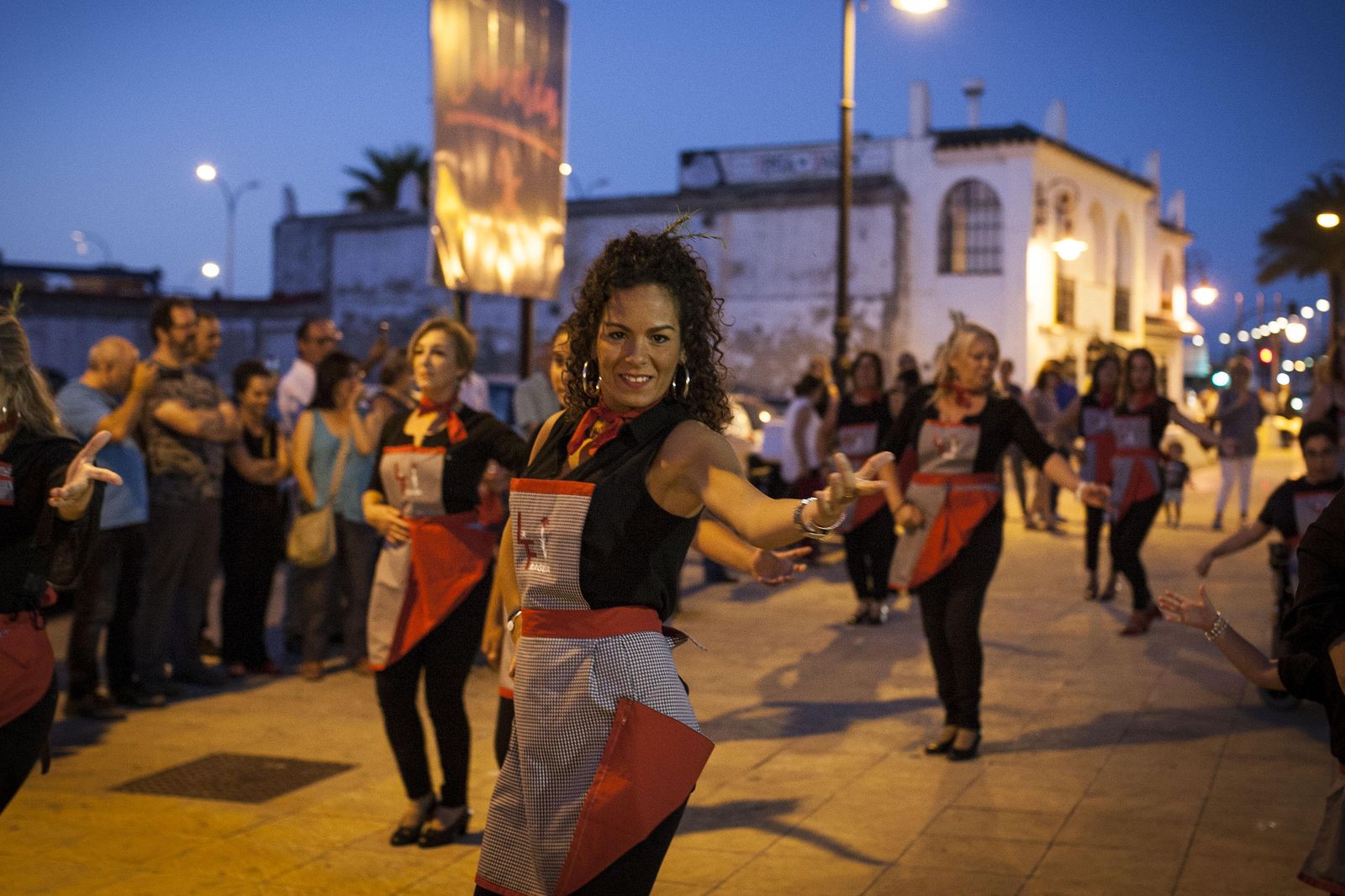 Baile en homenaje a Camarón de la Isla, anoche junto a la Venta de Vargas.