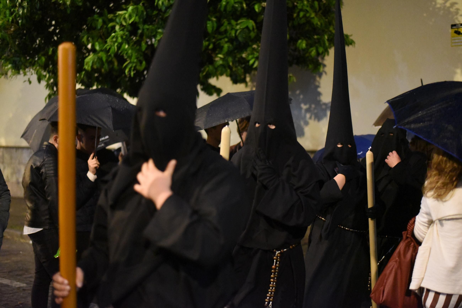 Las imágenes de la hermandad del Vía Crucis el Lunes Santo en Córdoba
