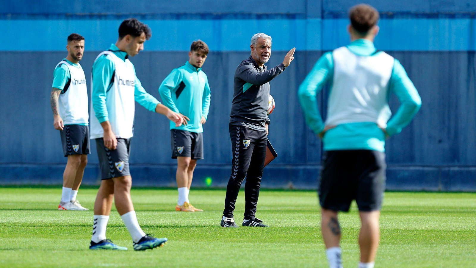 Pellicer da instrucciones en el entrenamiento de ayer Pellicer da instrucciones en el entrenamiento de ayer