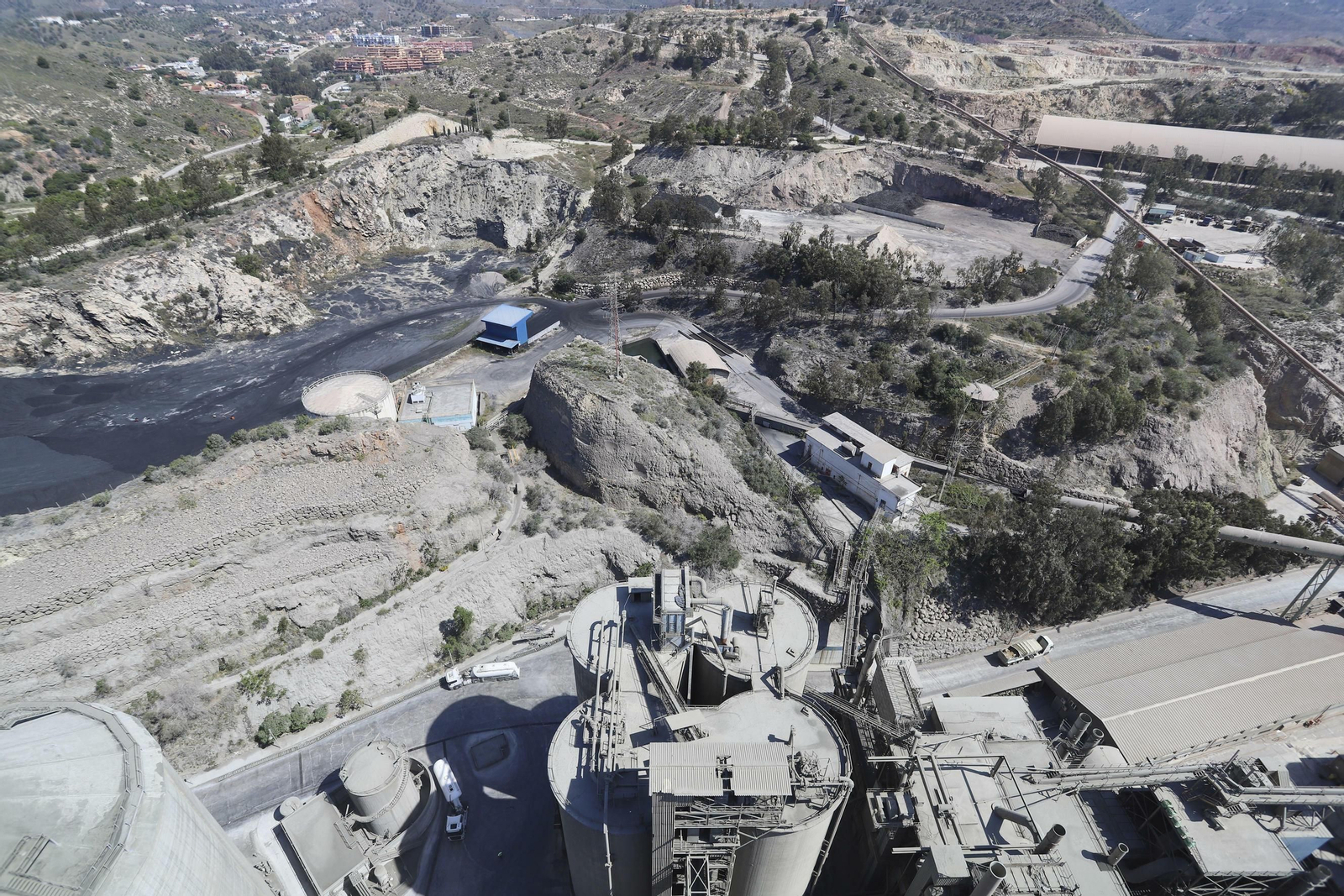 Las fotos de la fábrica de cemento de Málaga