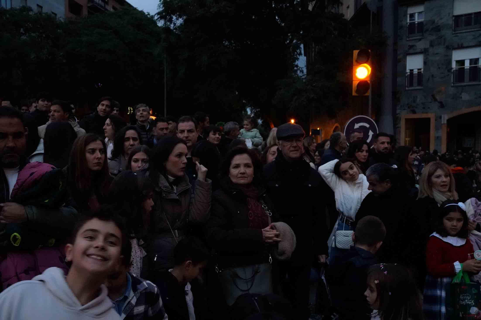 Imágenes de la Cabalgata de los Reyes Magos en Huelva