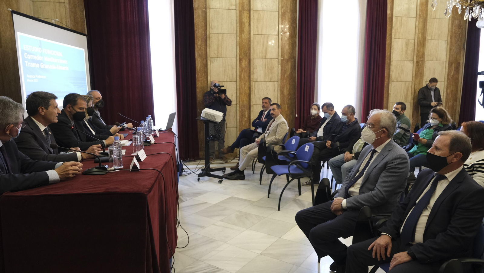 Imágenes de la visita a las obras del AVE en Almería.