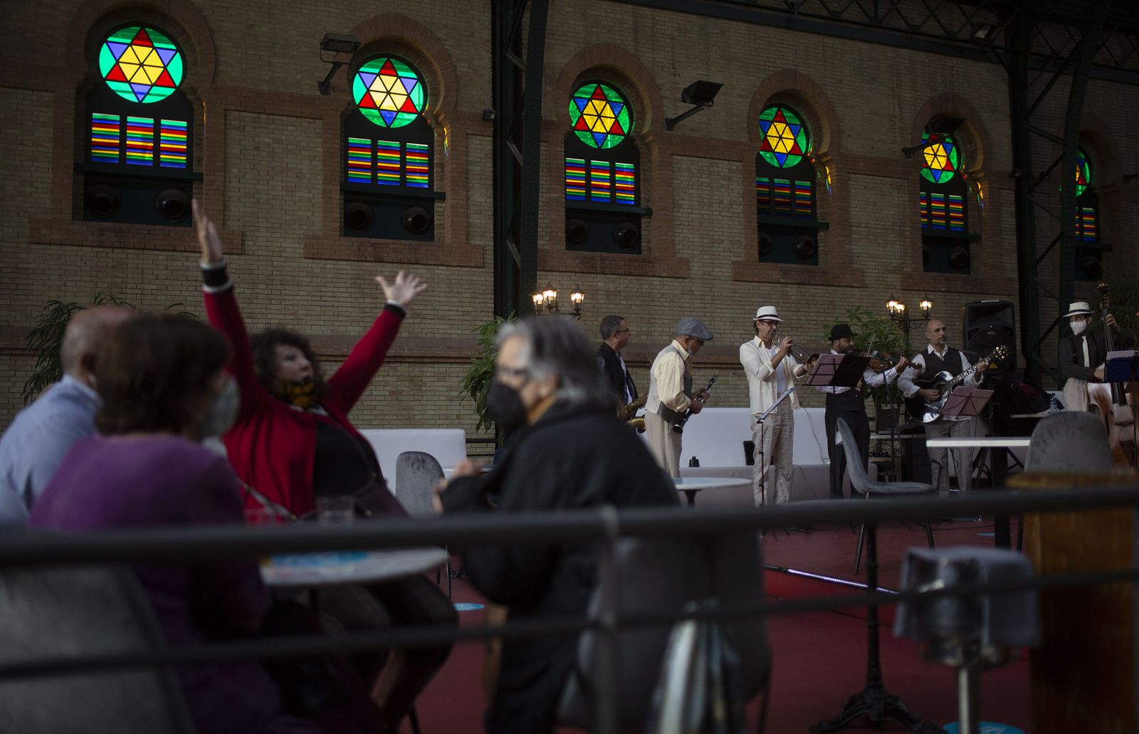 La buena música de la Familia Calisay calentó el ambiente