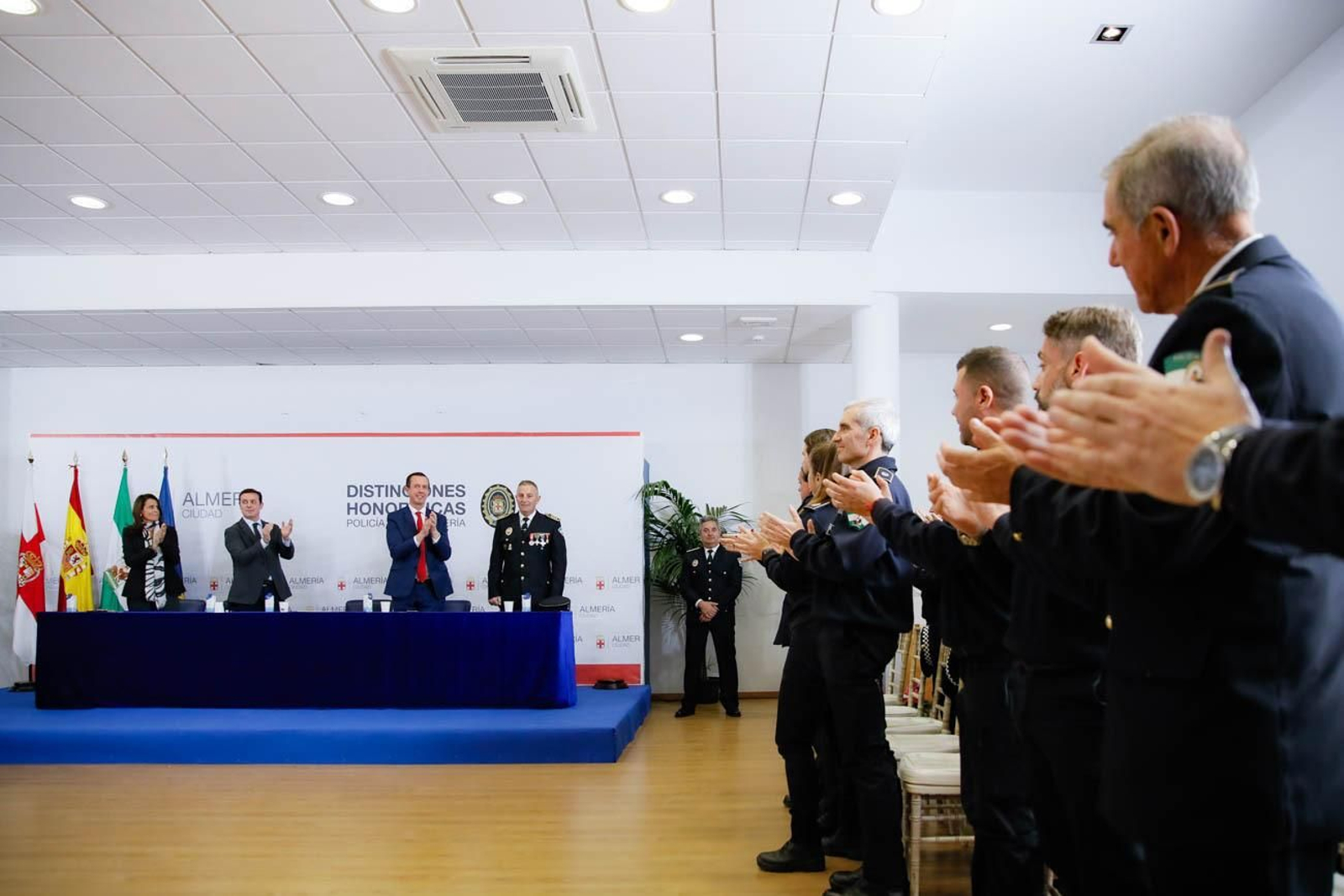 Las imágenes del la celebración de San Esteban en la Jefatura de la Policía Local
