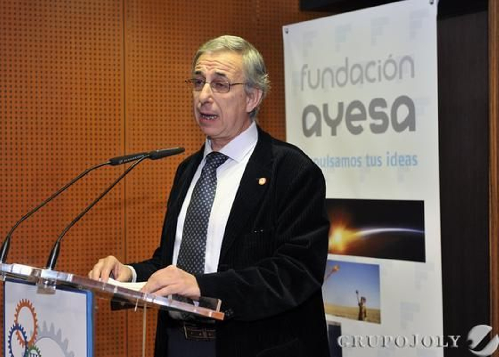 Jorge López Vázquez, director de la Escuela Politécnica Superior de la Universidad de Sevilla.

Foto: Juan Carlos Vázquez