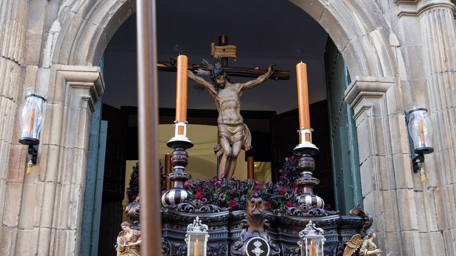 Los jiennenses se recrean con la cofradía de los Estudiantes un nuevo Lunes Santo