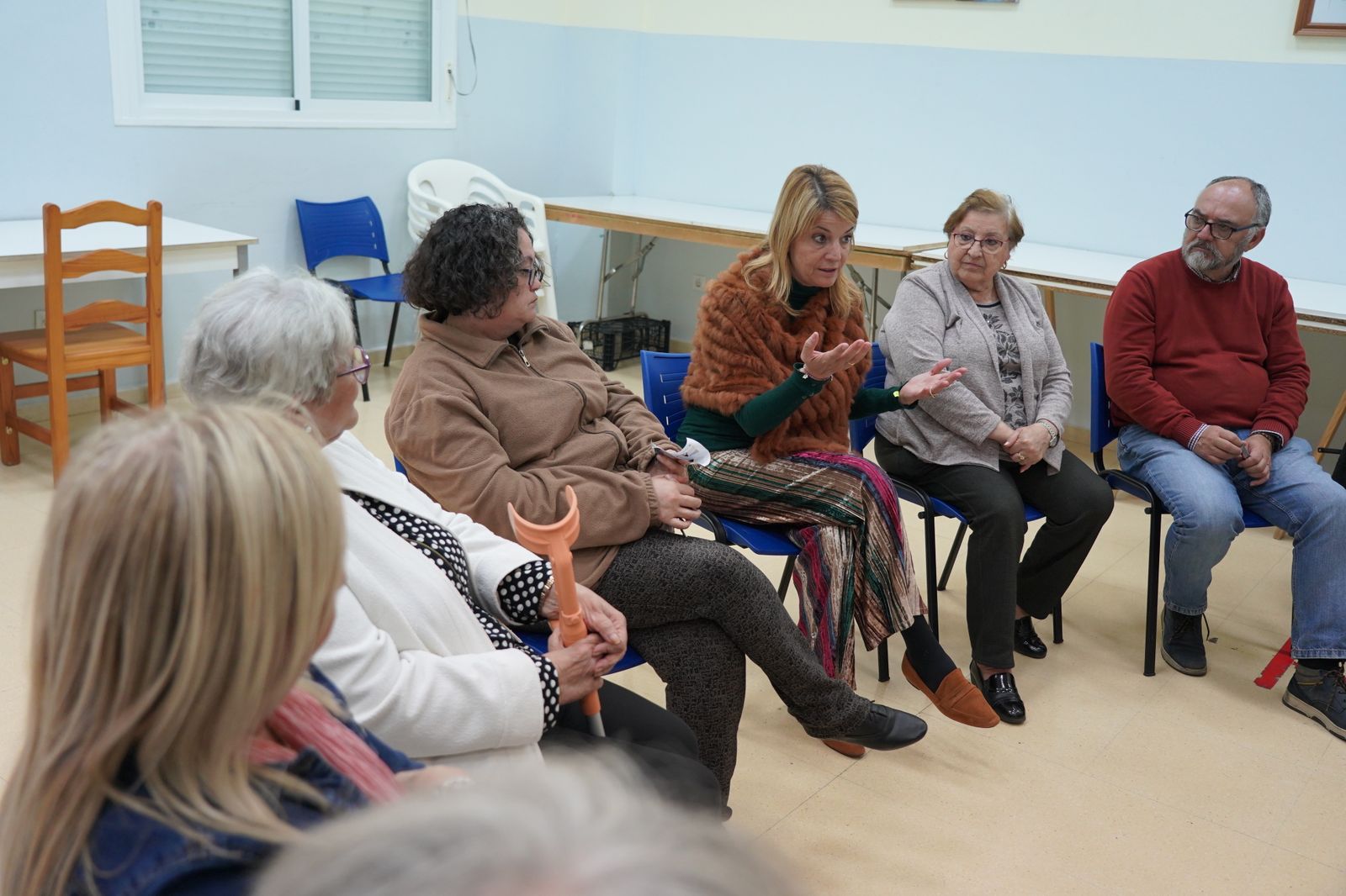 Pilar Miranda en su visita a Los Rosales.