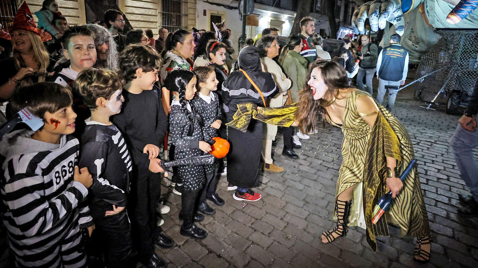Búscate en la cabalgata de Halloween de Jerez