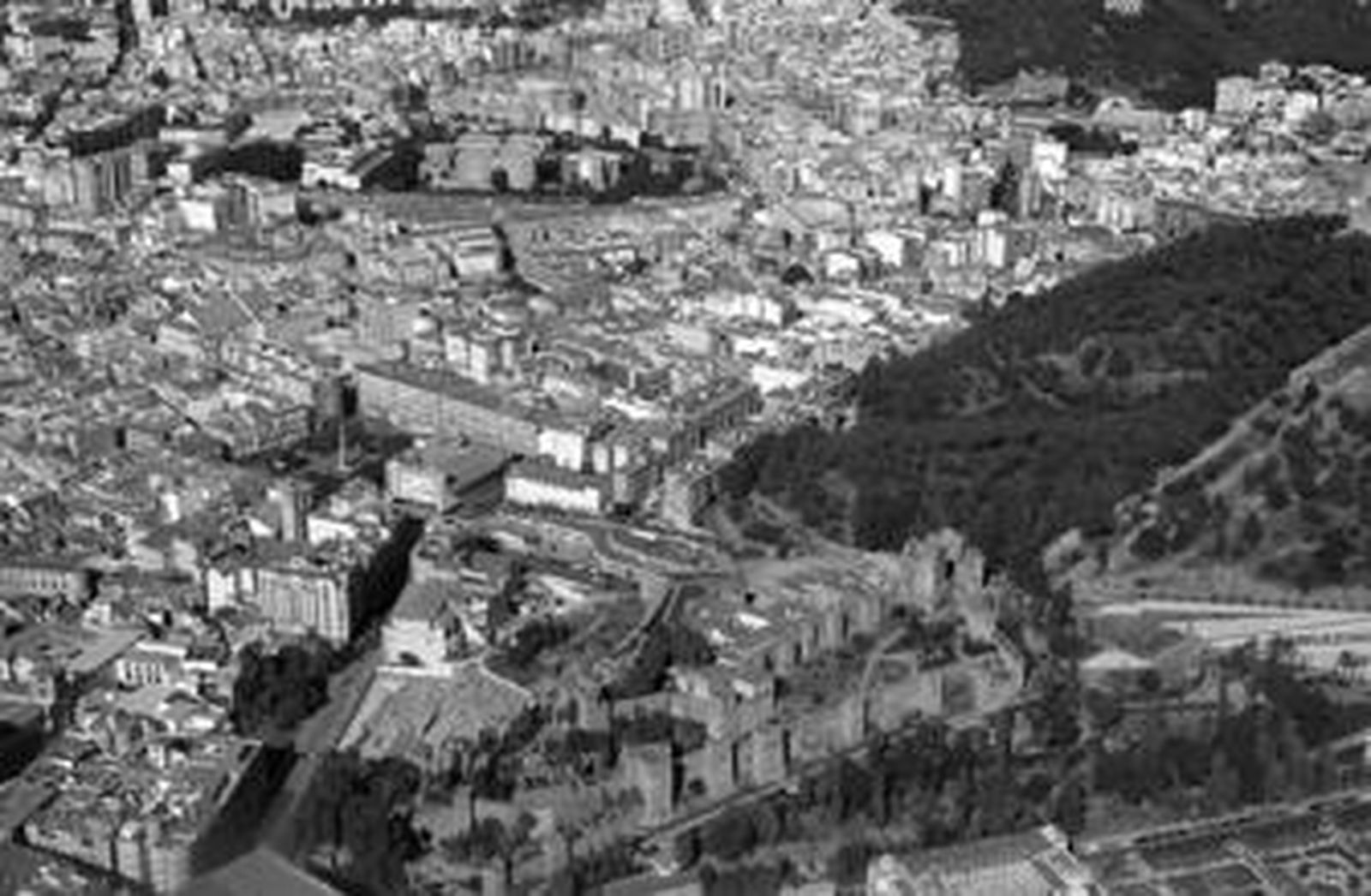 Vista aérea del centro histórico, zona en la que la medida del Ayuntamiento tendrá especial incidencia.