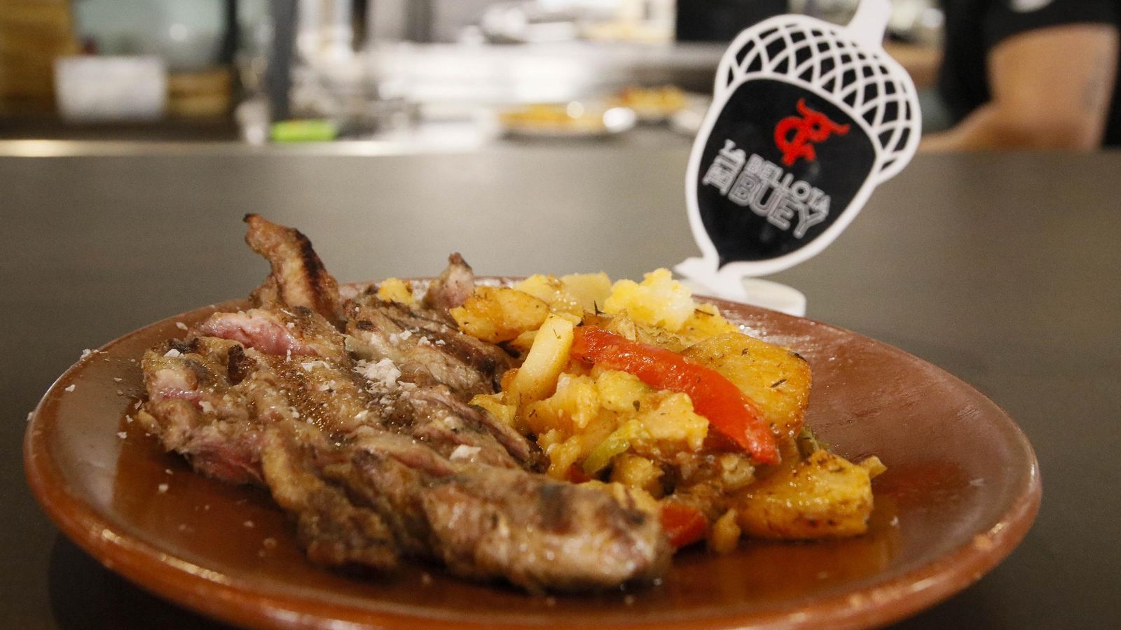 Las imágenes de la feria del mediodía en "La bellota y el buey"