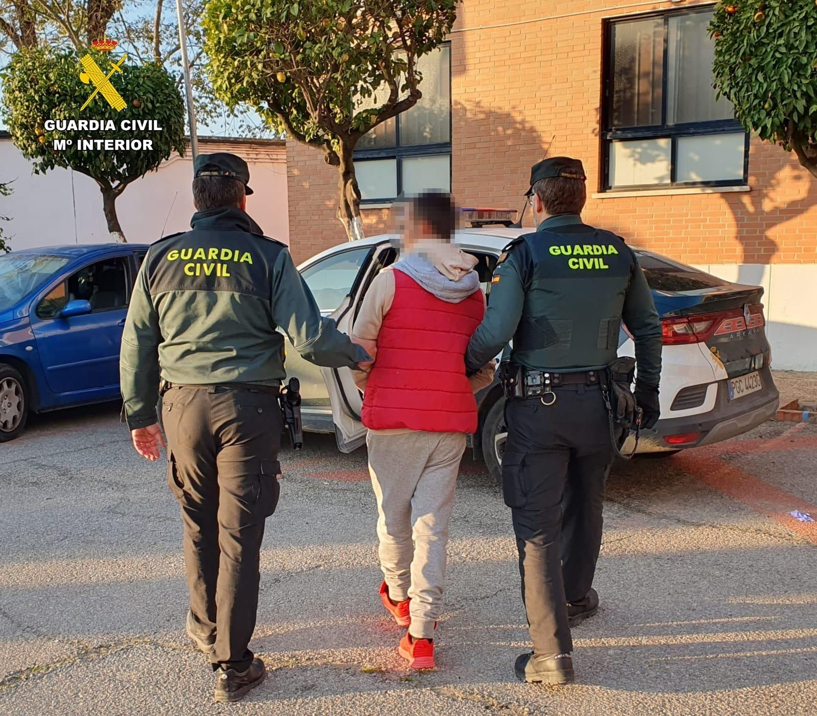 Detenido un fugitivo rumano que se ocultaba en Villamanrique de la Condesa