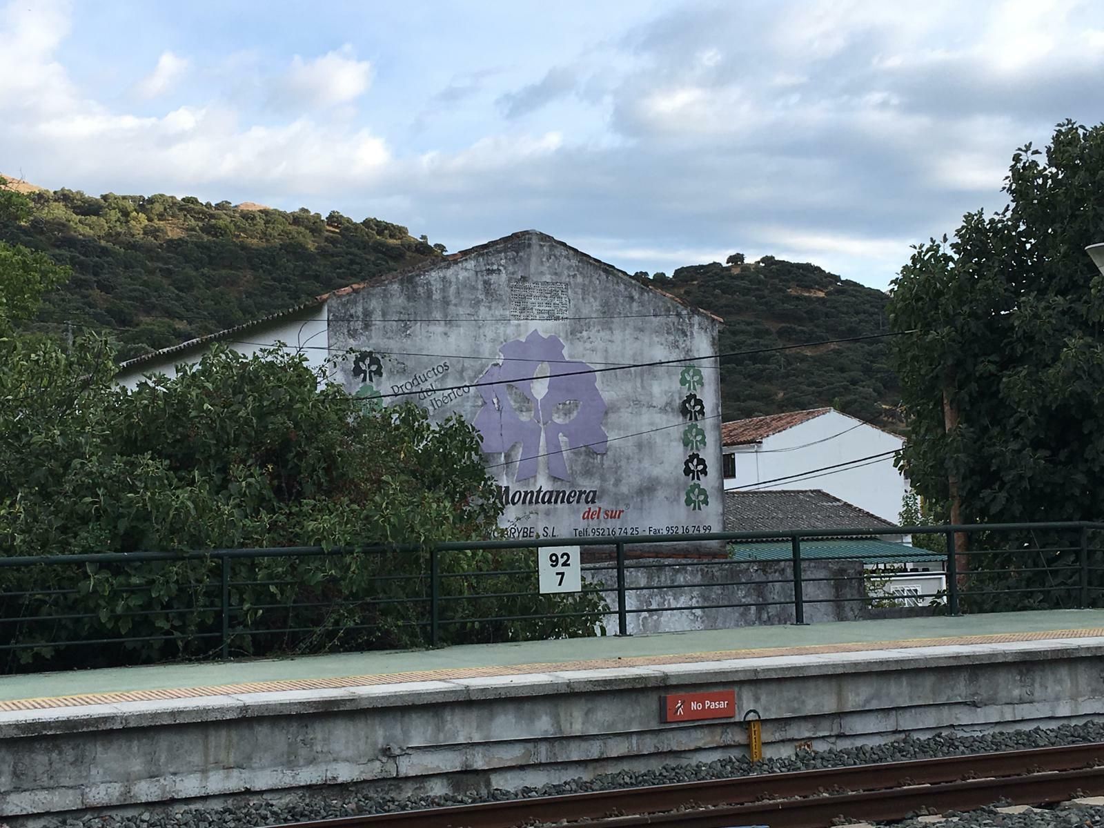 Fábrica de La Montanera del Sur, en Benaoján.