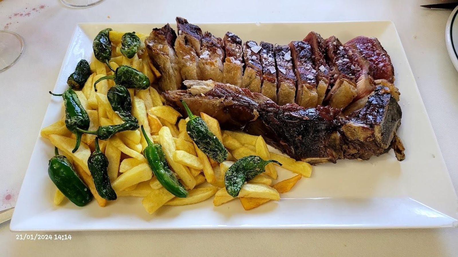 Plato de la Venta Gabriel, en Cuartillos (Jerez).