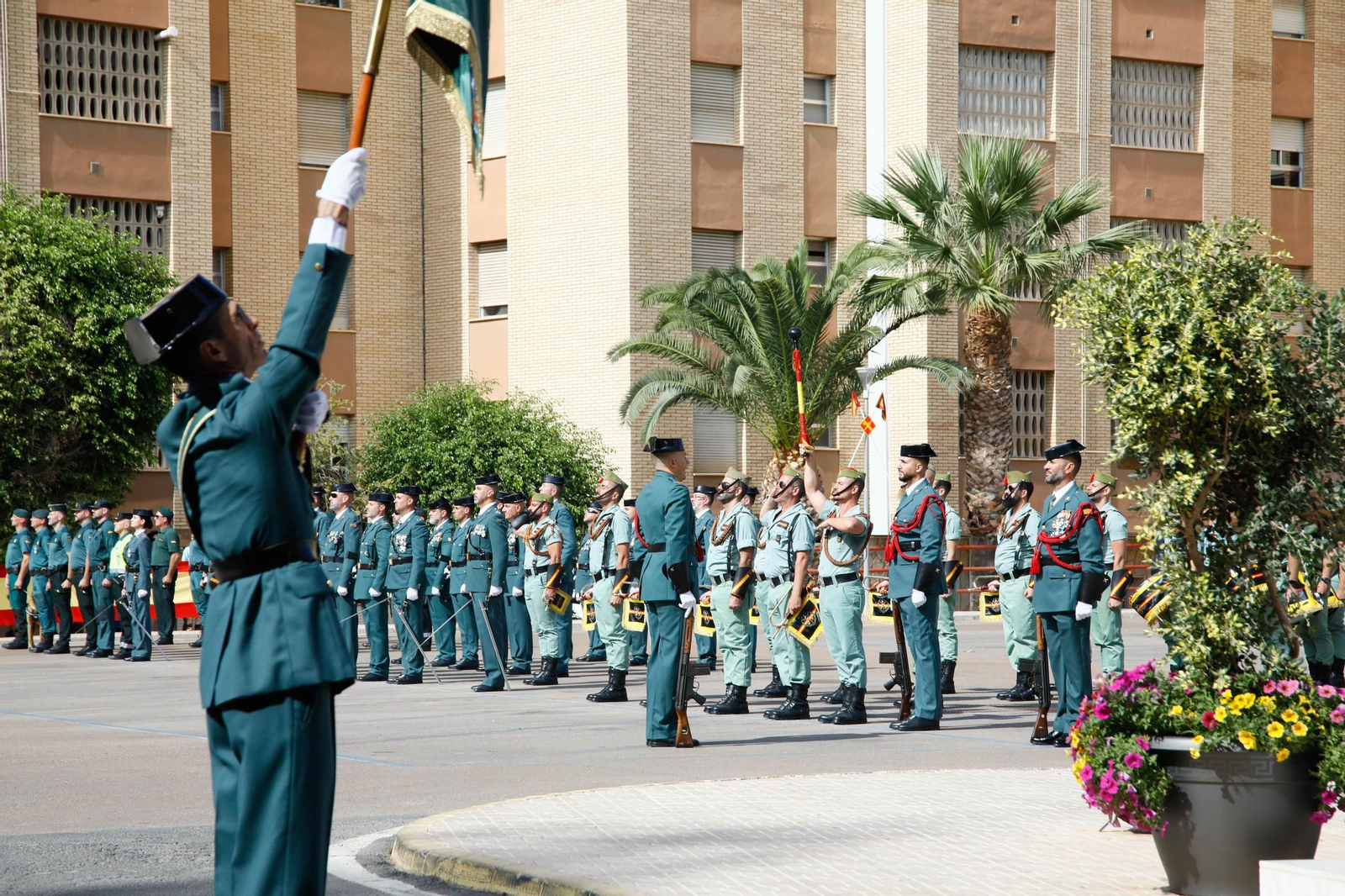 Los actos de la Guardia Civil en honor a la Virgen del Pilar, en imágenes