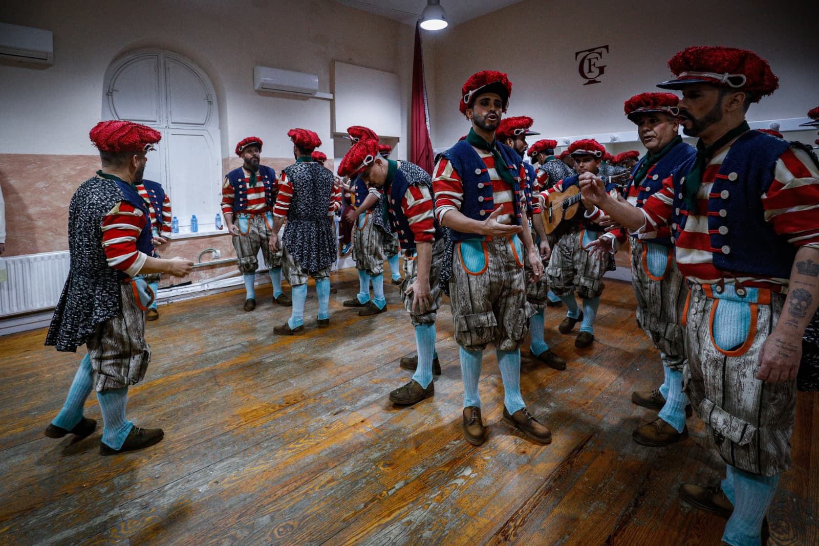 Búscate entre las mejores imágenes de la sexta sesión de cuartos de final del COAC 2026