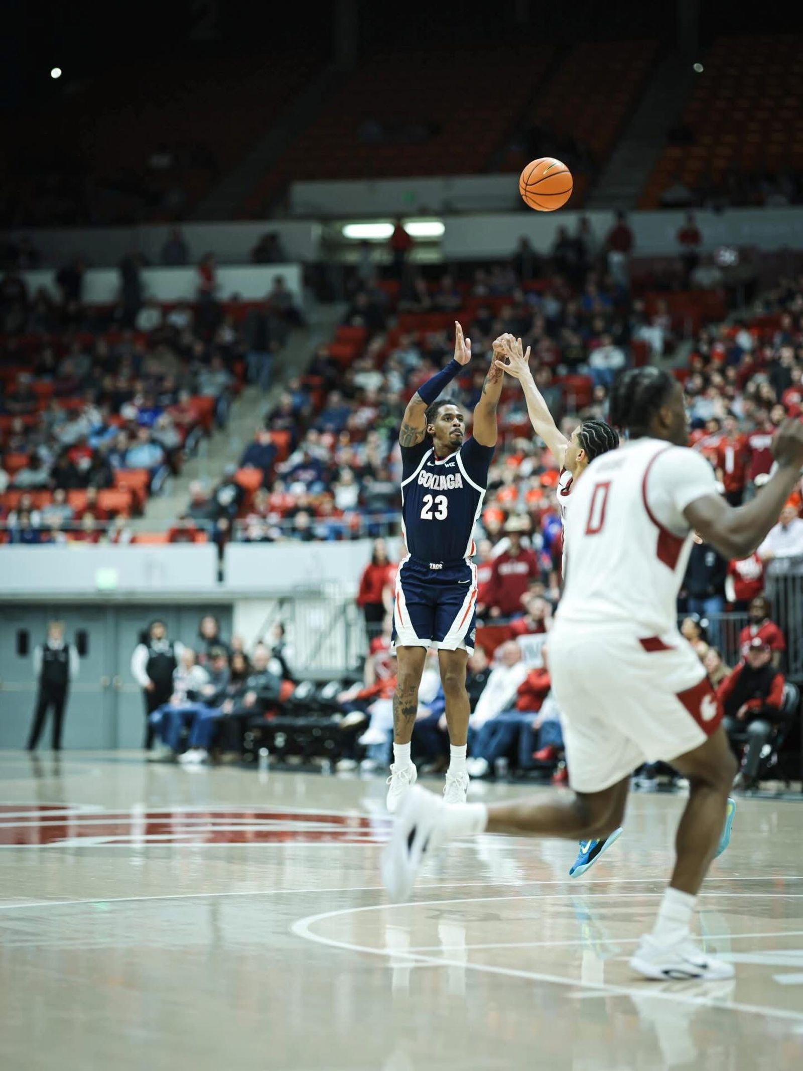 NCAA: Mario Saint-Supéry, buen impacto desde el banquillo