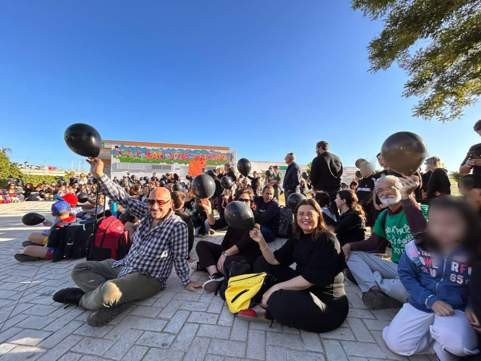 Raúl Ruiz Berdejo, durante una de las concentraciones.