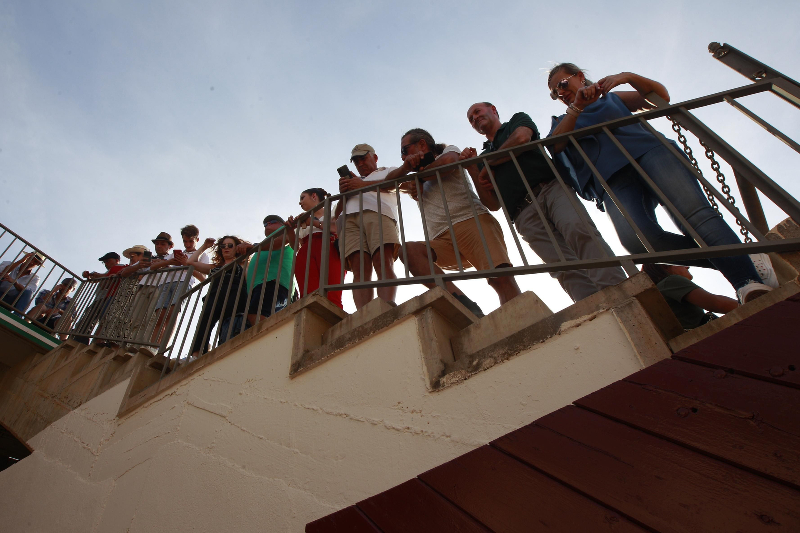 Imágenes de la corrida de toros de la Feria de Vera, con Morante de la Puebla, Emilio de Justo y Pablo Aguado