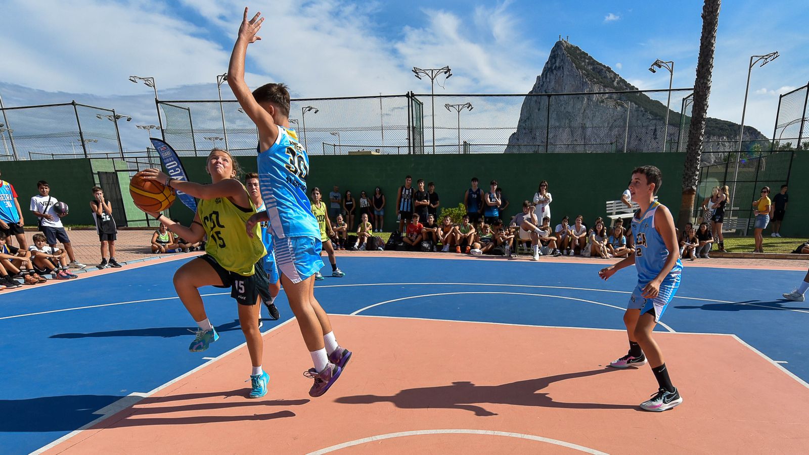 Las fotos del III torneo de baloncesto 3x3 de La Línea