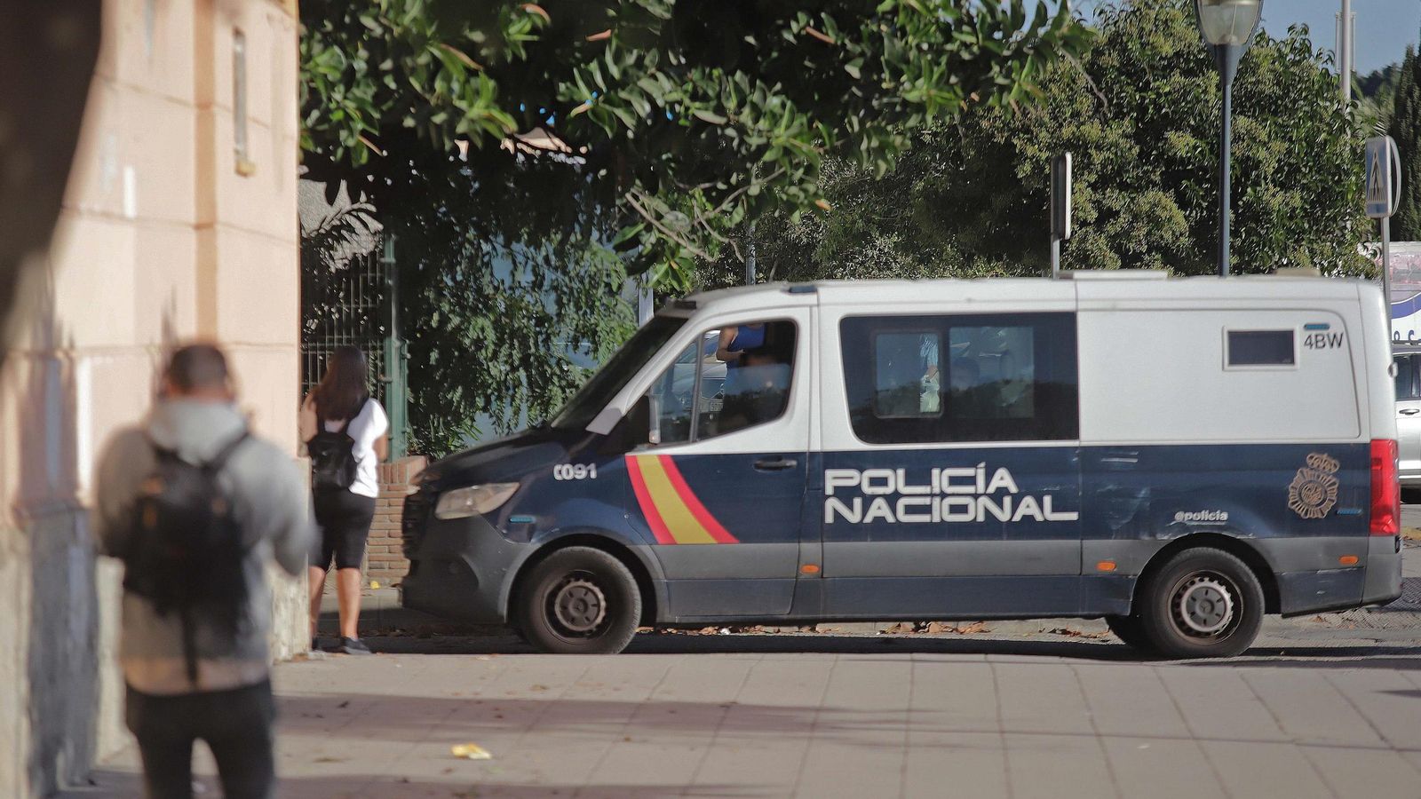 El furgón que trasladó a Pedro Samuel Maza Ruiz a la Audiencia.