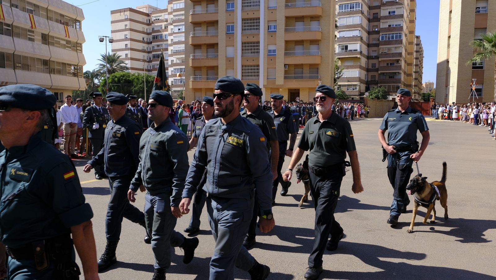 Imágenes de la Festividad del Pilar en la Comandancia de la Guardia Civil de Almería